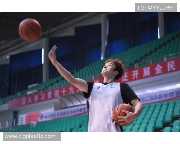 专访黄丽：探寻她在网球界崭露头角的成功秘诀与奋斗历程